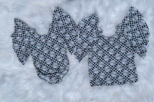 Disco Flutter Sleeve Leo