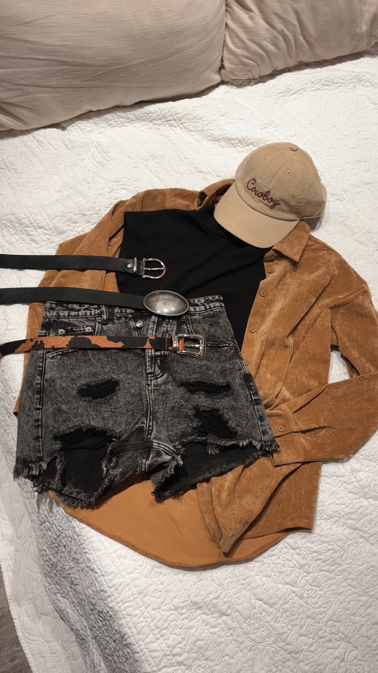 The Lana Black Short