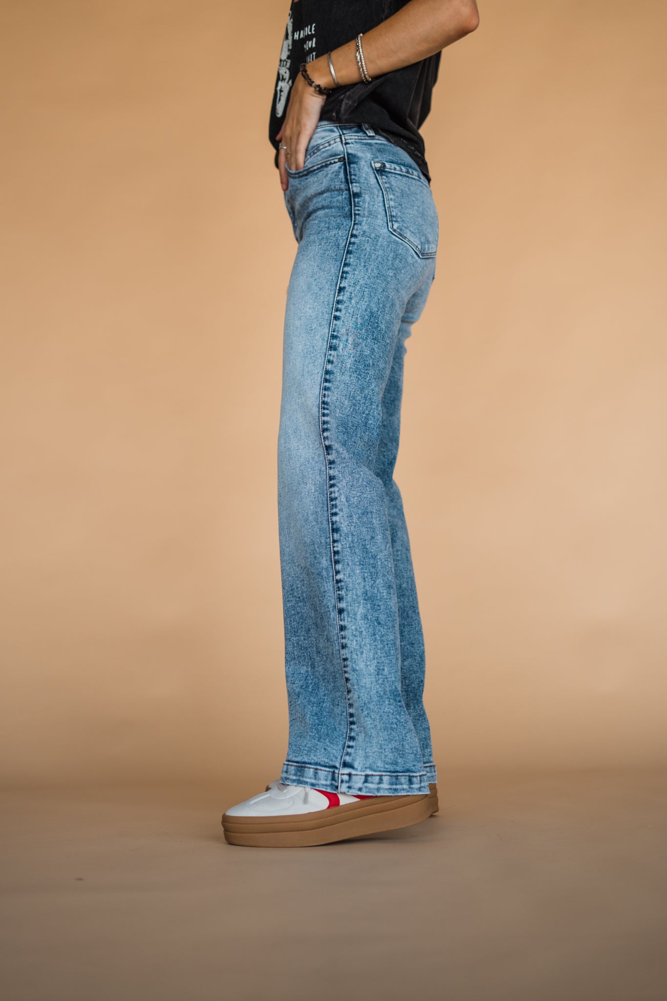 The Lara 90's Flare Jean
