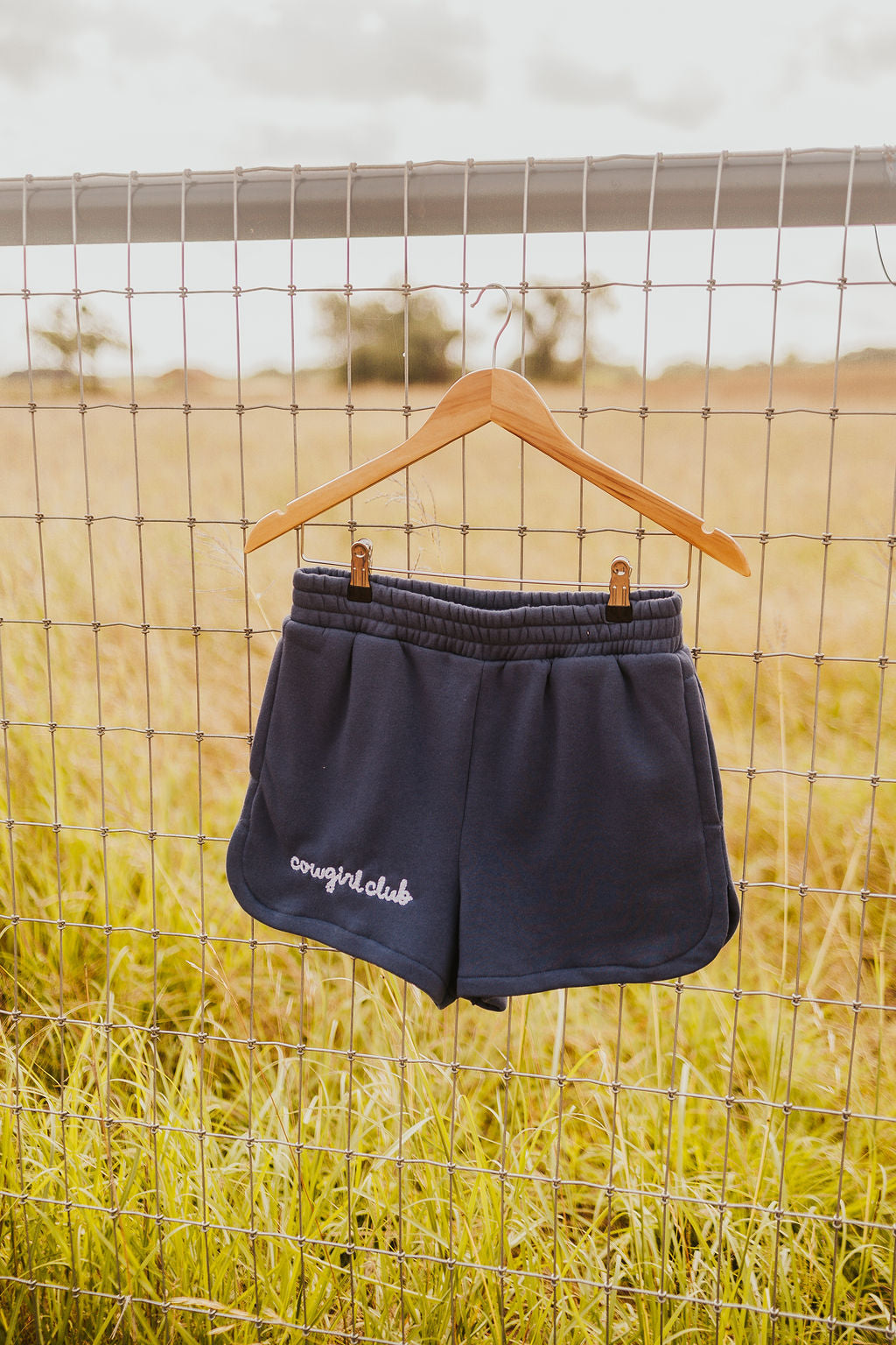 The Cowgirl Club Short in Indigo