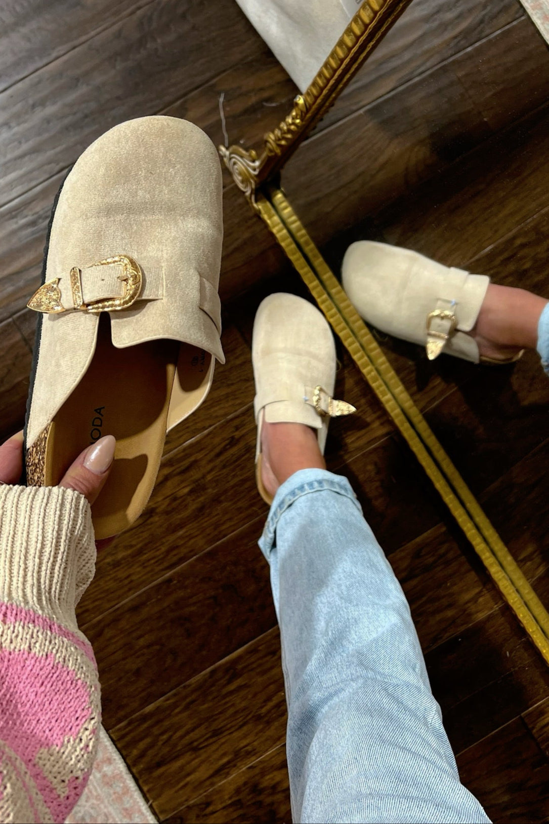 SALE The Evvie Clog in Beige