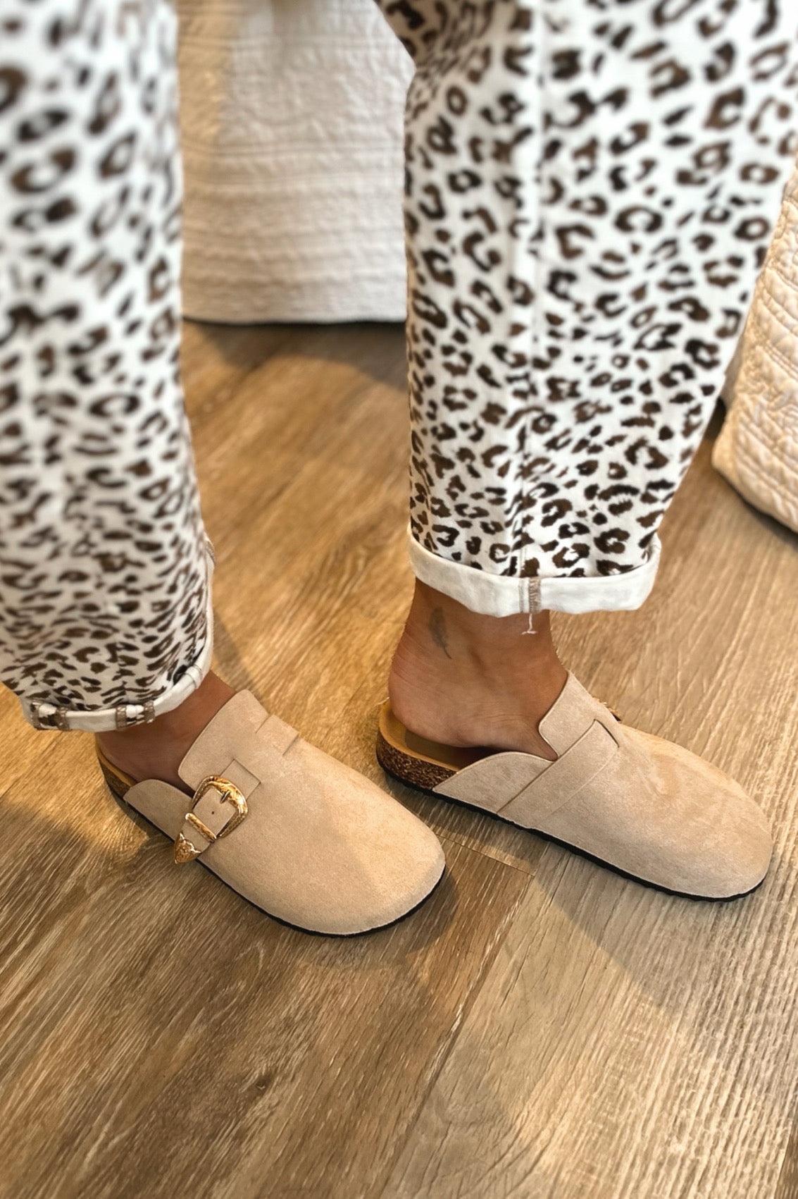 SALE The Evvie Clog in Beige
