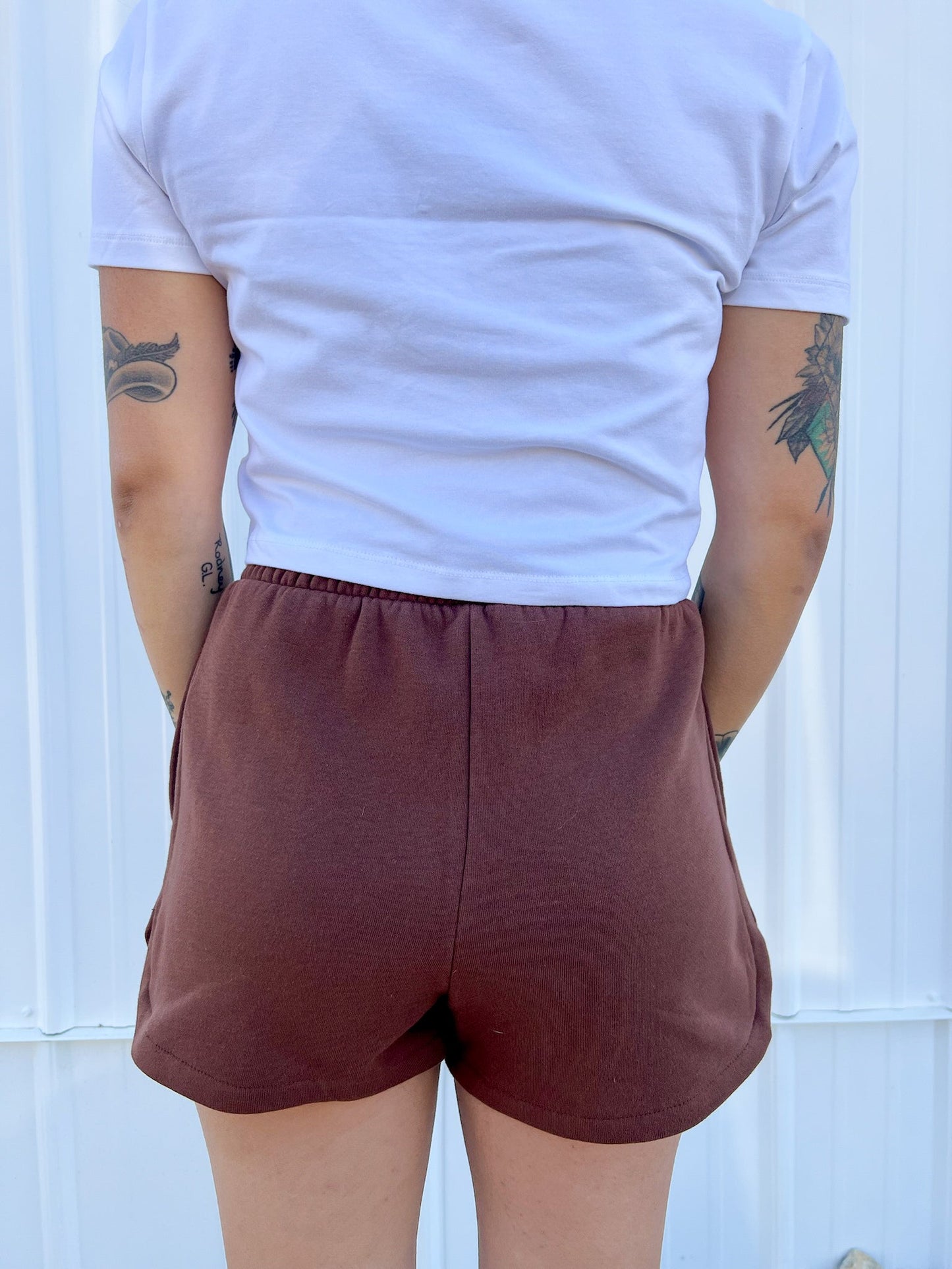 The Cowgirl Club Short in Brown