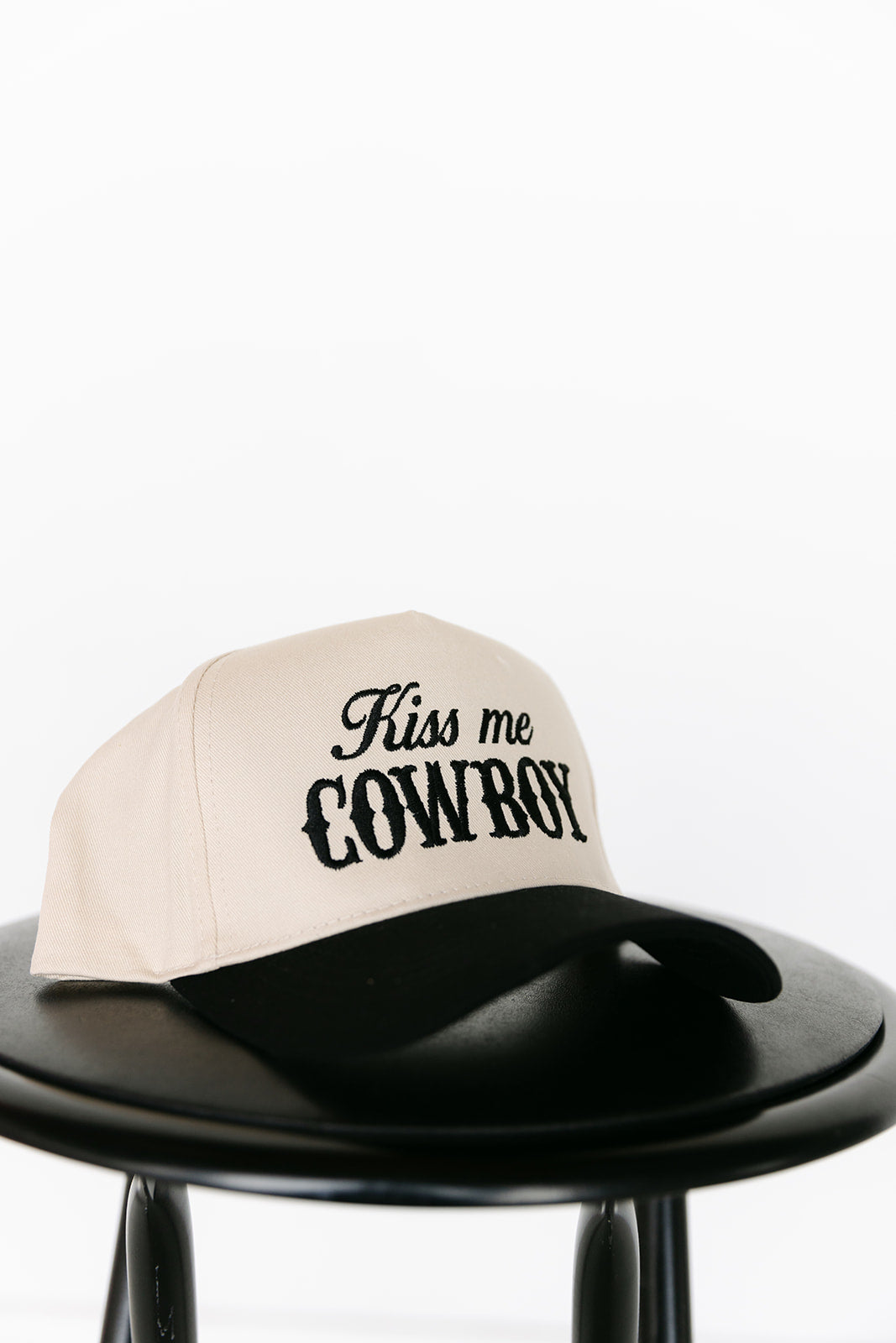 Kiss Me Cowboy Cap in Black