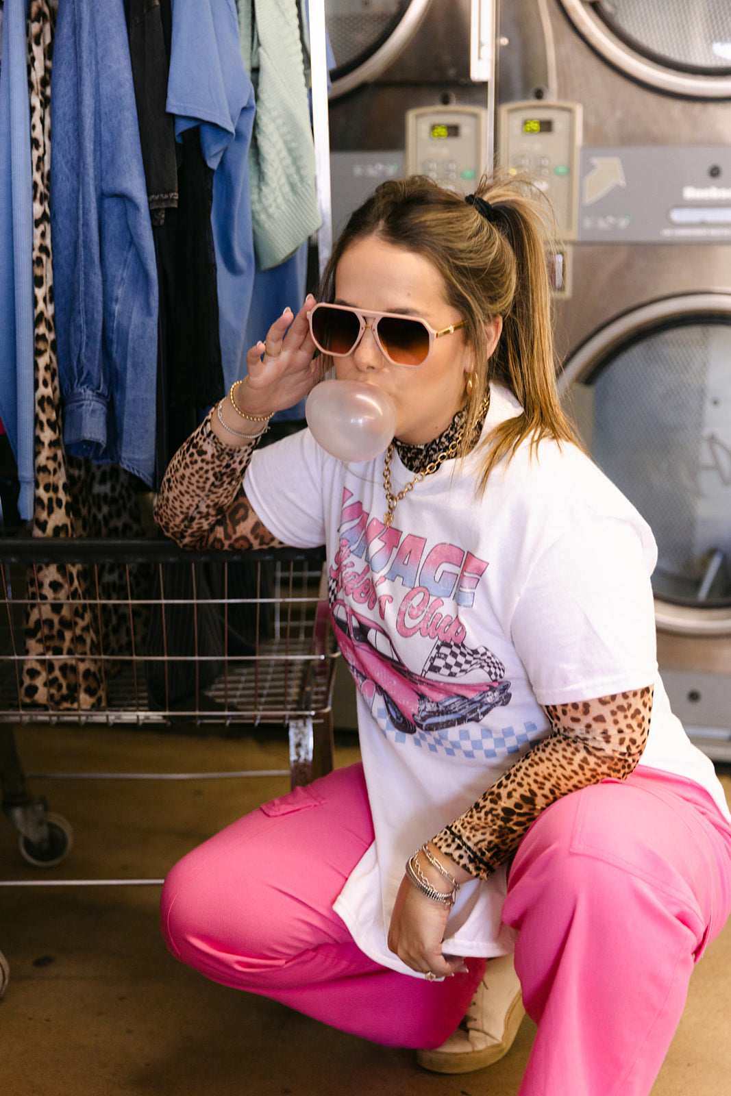 The Alister Pant in Fuchsia