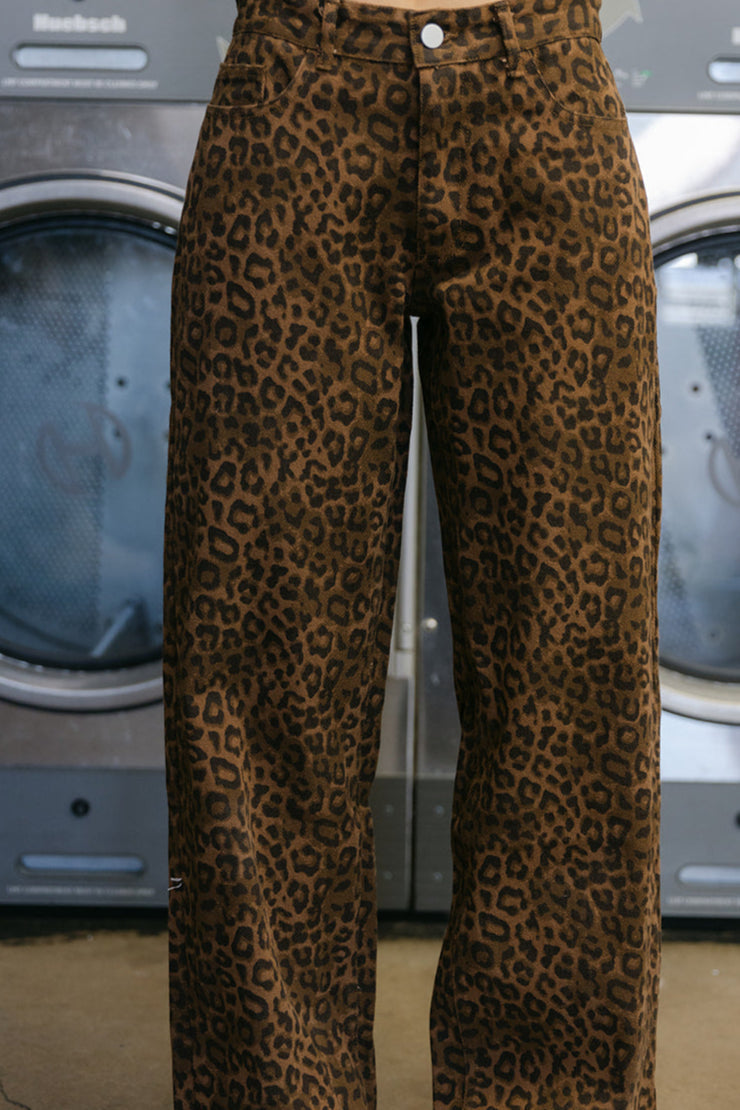 The Beckett Leopard Jean in Dark Wash